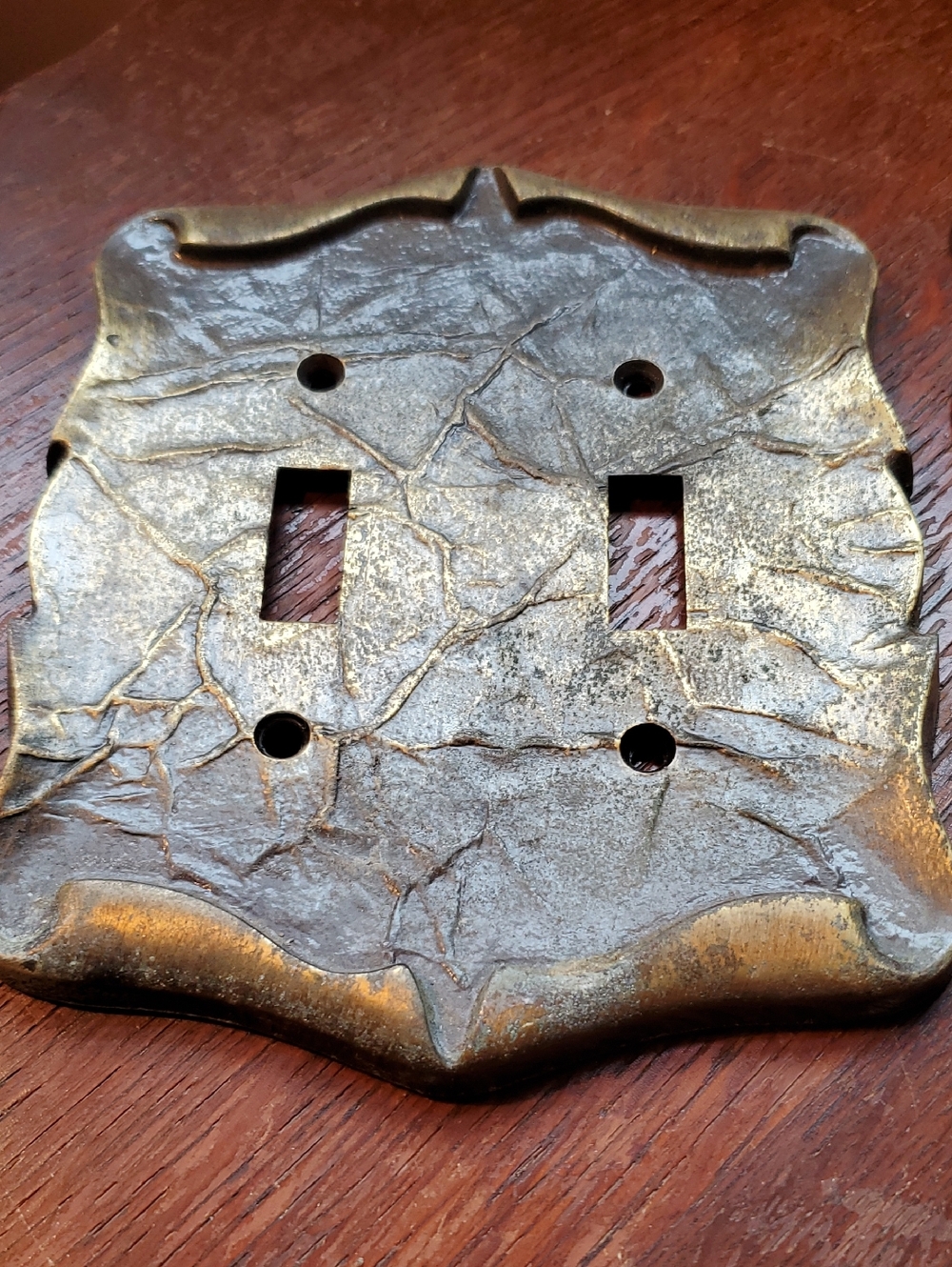 Vintage Carriage House Amerock Switch Plates - Picture 2 of 7